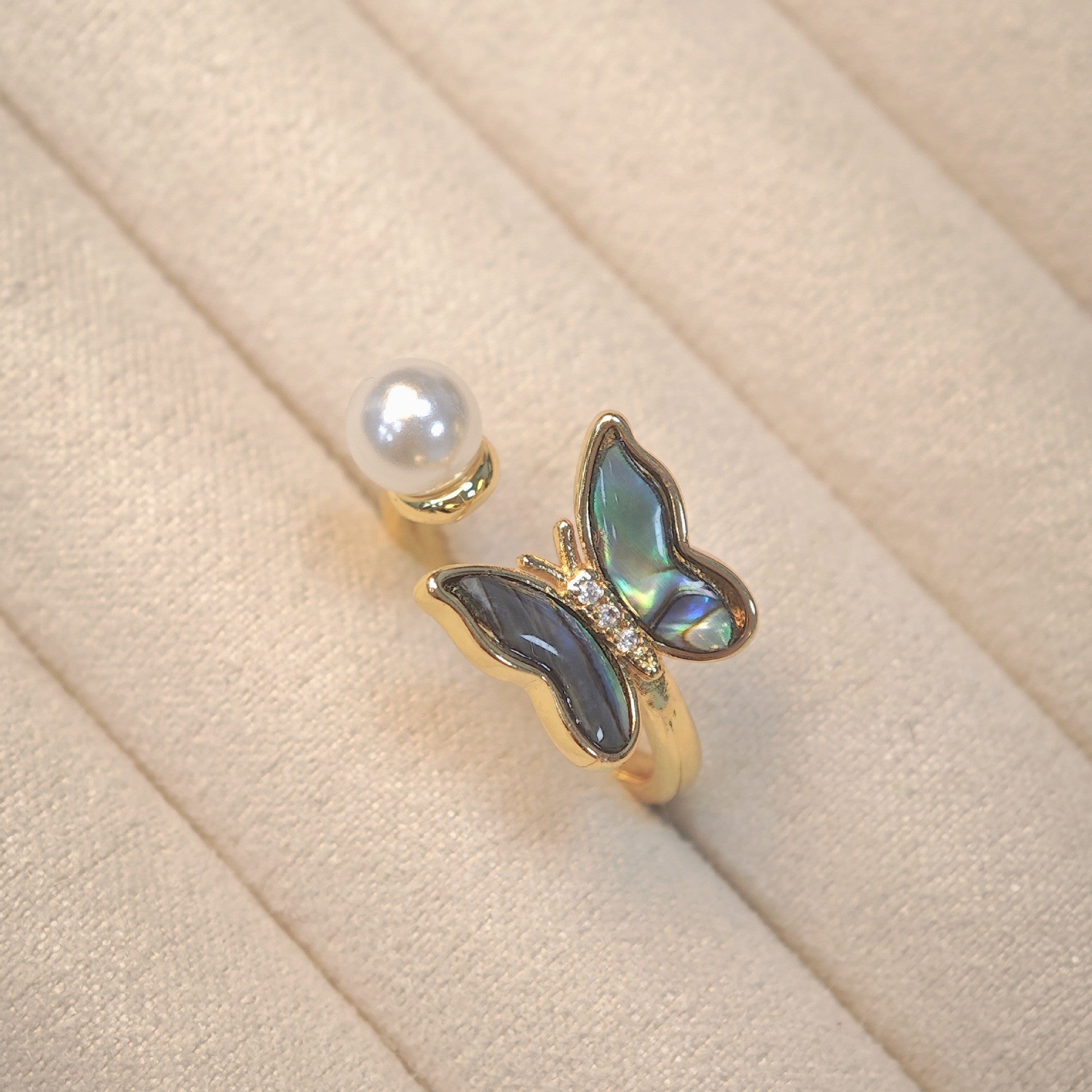 Wholesale White Pearl Abalone Shell Butterfly Necklace Earrings Ring