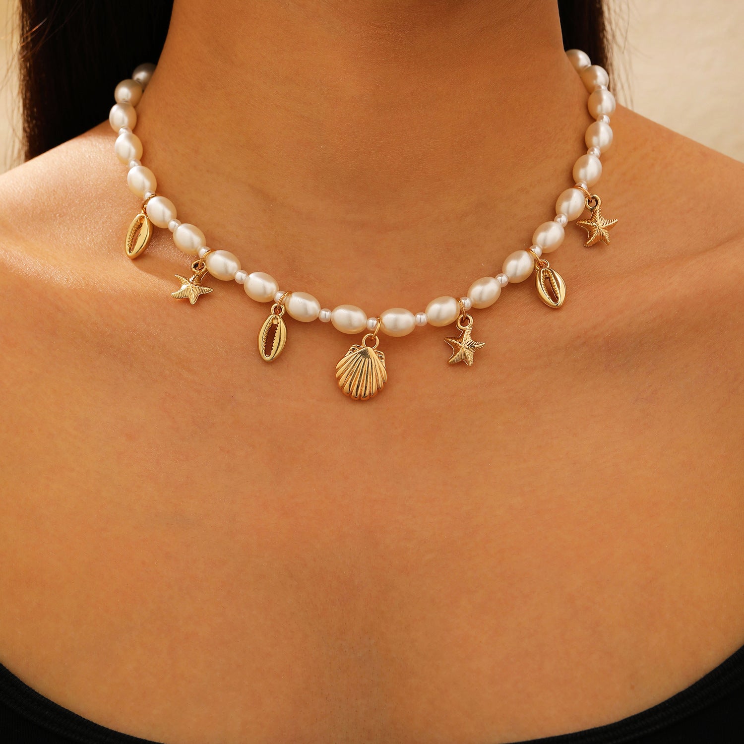 Wholesale Electroplated Alloy Bohemian Beach Shell Necklace And Bracelet Set For Women Faux Pearl Starfish Conch Fashion Accessory