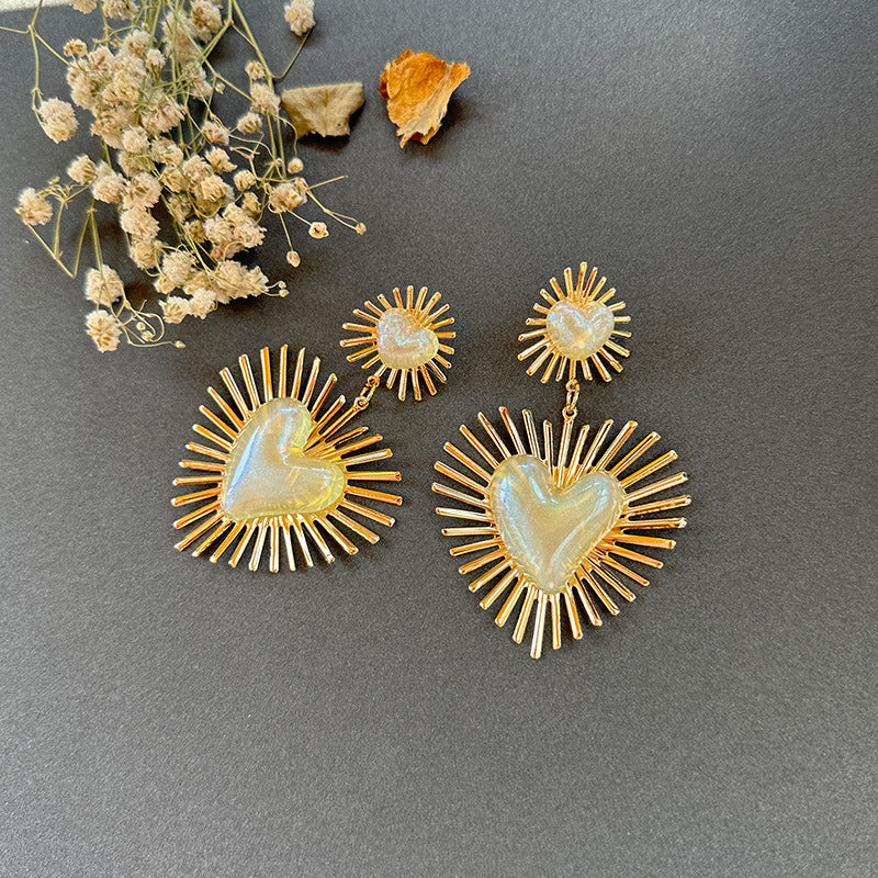 Pendientes de amor acrílico al por mayor