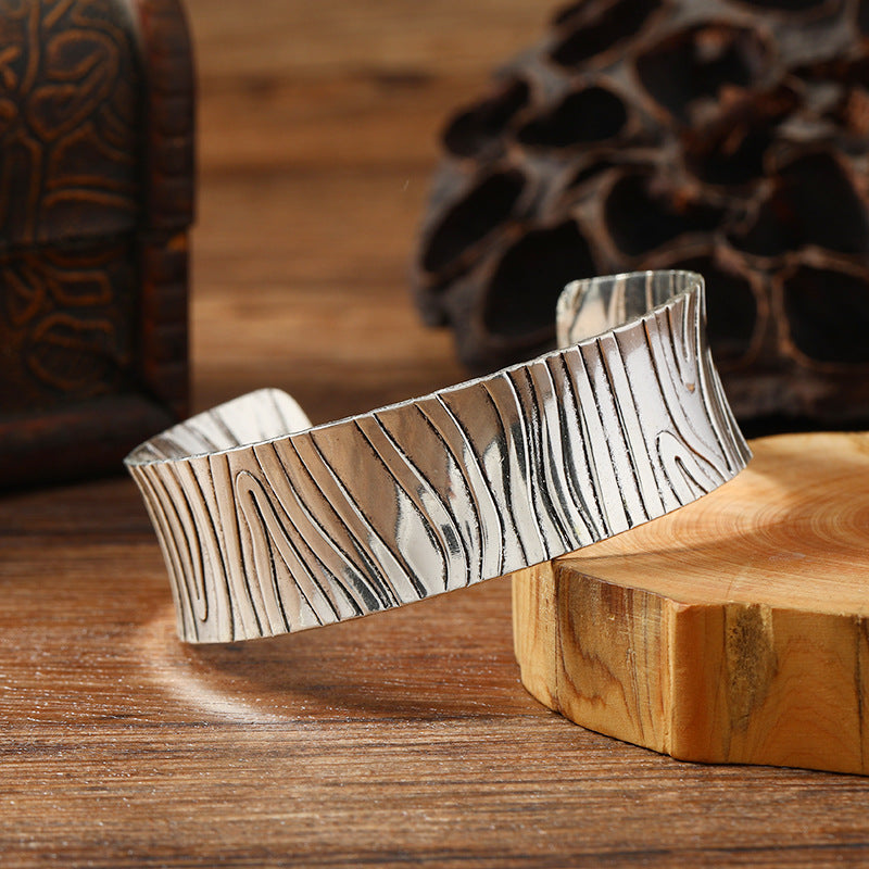 Wholesale Retro metal wide open personality ethnic style silver exotic middle and ancient accessories