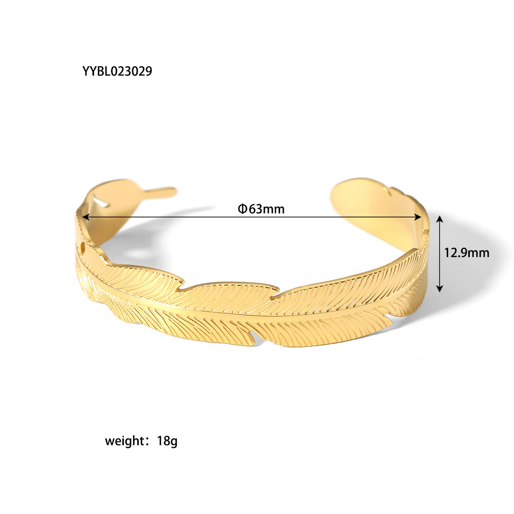 Wholesale Retro Stainless Steel Fashionable All-match Open 18K Gold-plated Non-fading Bracelet