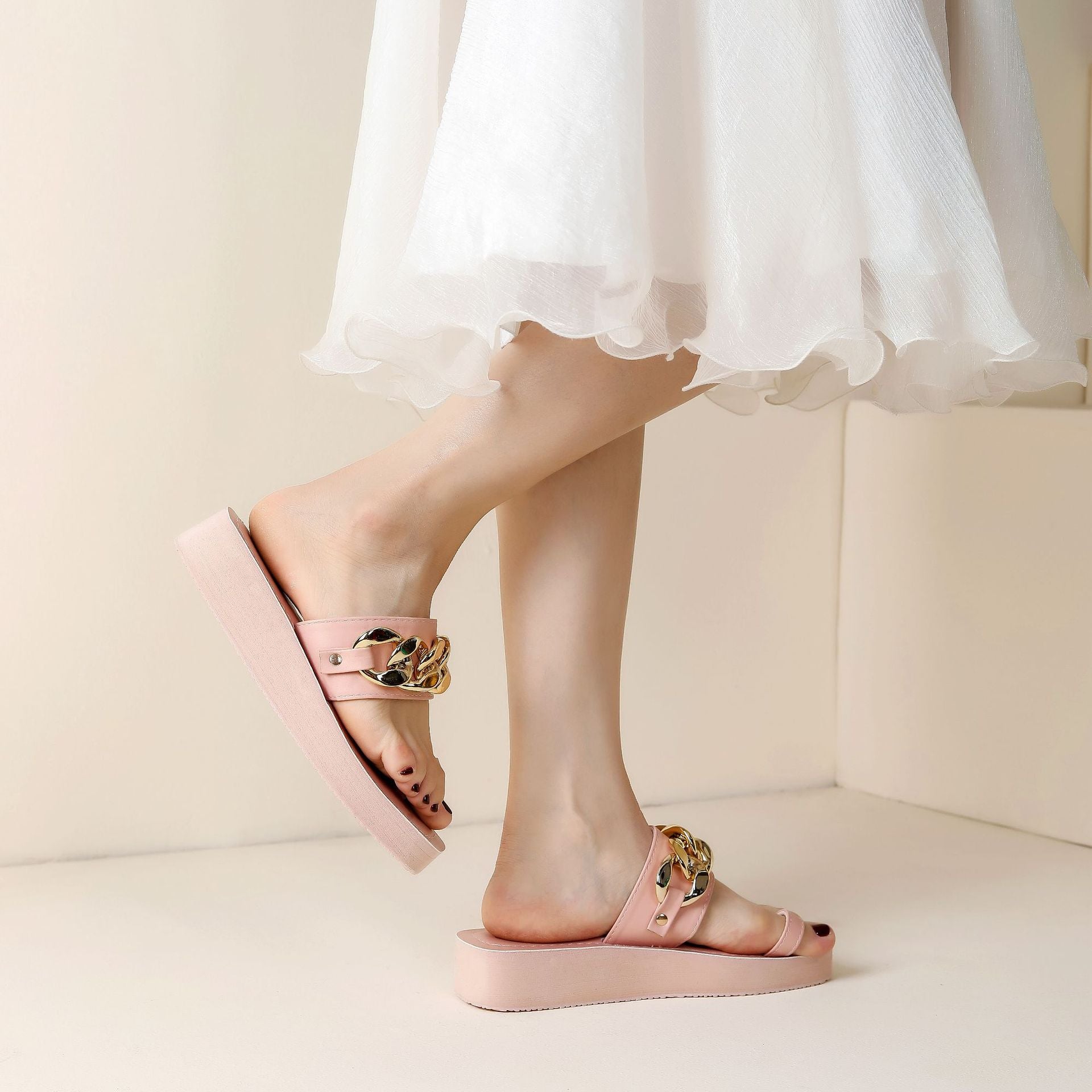 Wholesale Beach Wear Thick Sole Light Breathable Sandals