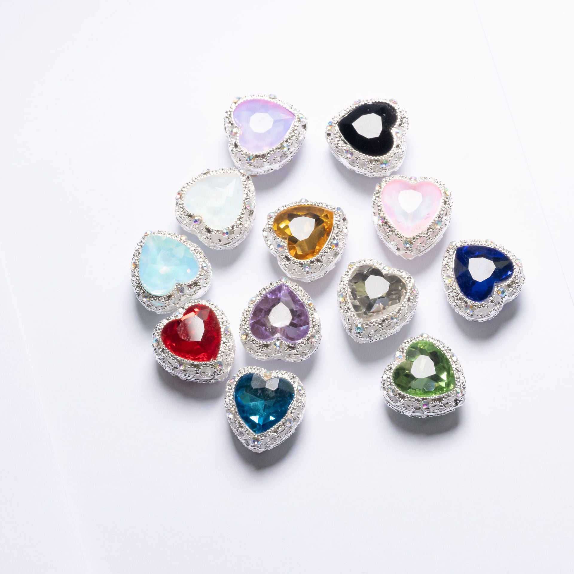 Wholesale 20pcs Alloy Crystal Western Princess Series Straight Hole Multi-color Optional Aperture 2.0mm Diy Mobile Phone Chain Bag Chain Pen