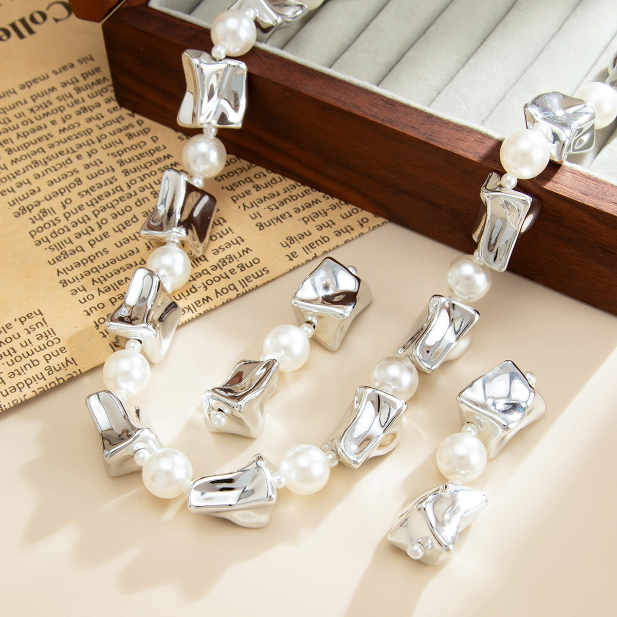 Wholesale Square Ccb Imitation Pearl Beaded Necklace