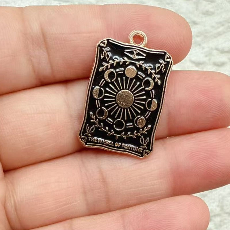 Wholesale Retro Tarot Card Pendant Charms White Zinc Alloy DIY Jewelry Accessory For Necklace Earrings Keychain For Resale