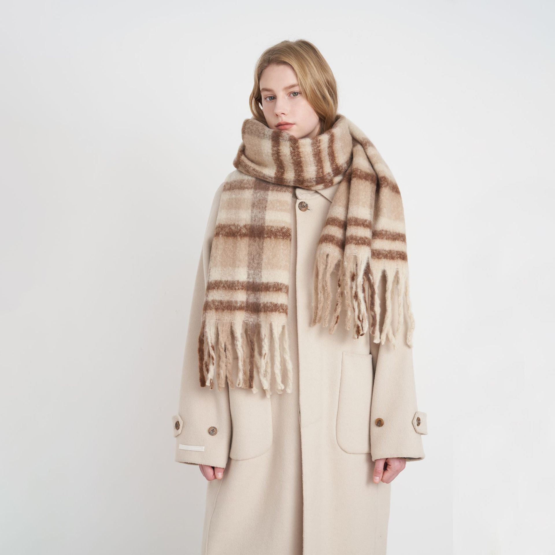 Wholesale Autumn and Winter Thickened Warm and Soft Multi-color Plaid Splicing Tassel Scarf