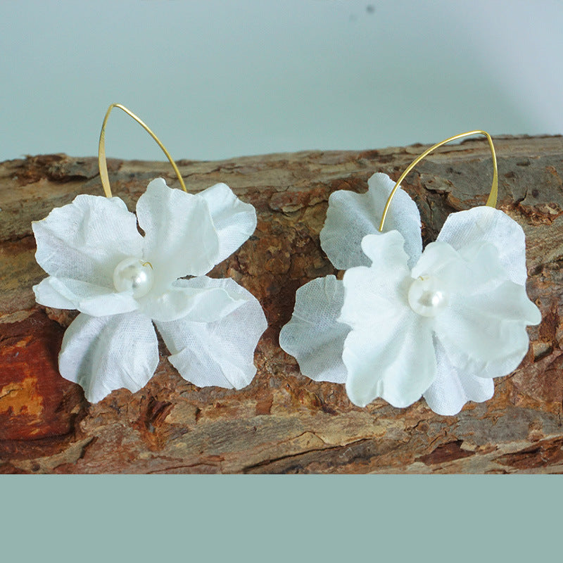 Wholesale 2pairs/pack Beautiful Floral Pearl Laser Bright Party Earrings