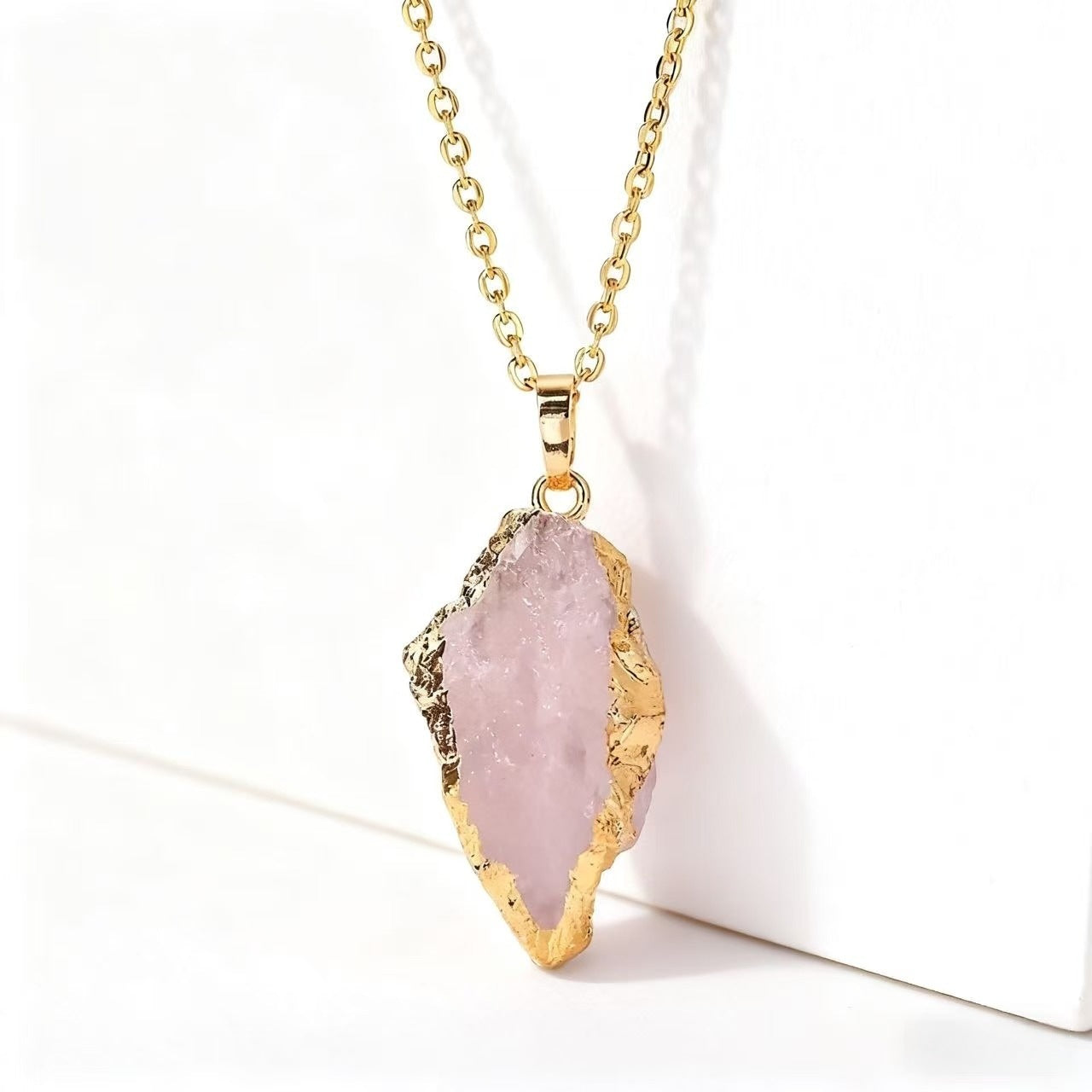 Wholesale Natural stone irregular raw stone crystal gilded pink crystal necklace