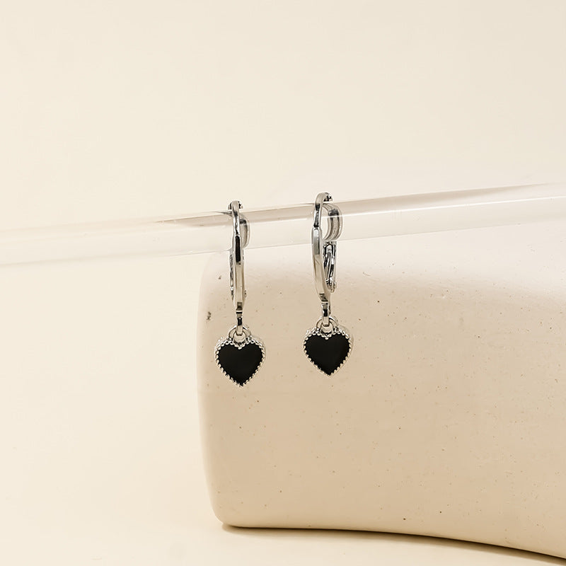 Wholesale  heart-shaped simple earrings