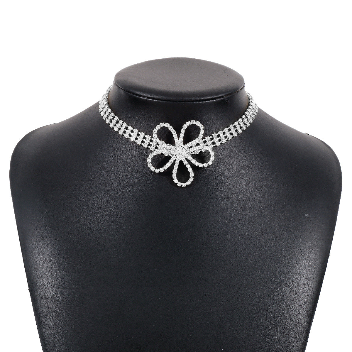 Wholesale Diamond Flower Necklace Clavicle Chain