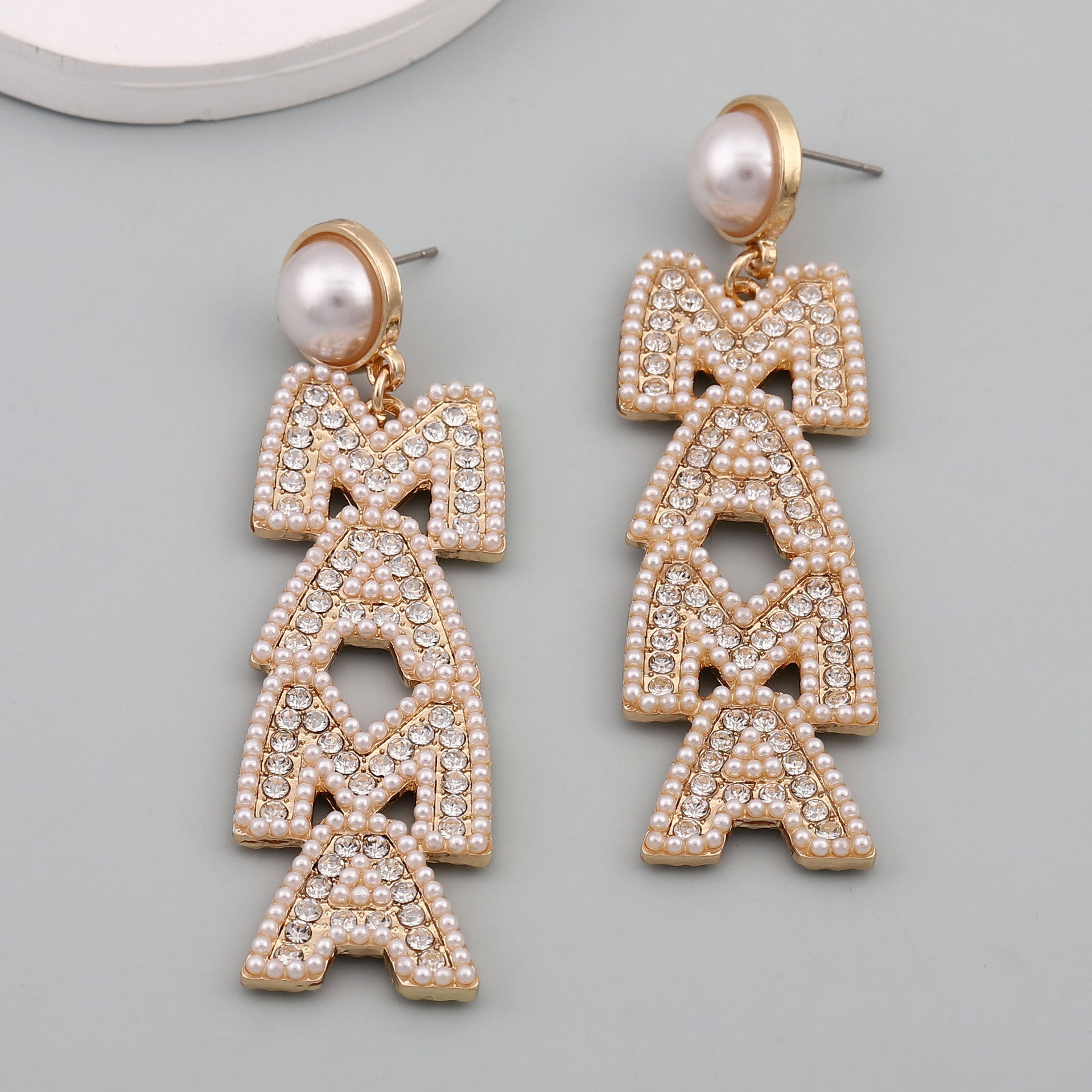 Wholesale  Mother' s Day creative letter  diamond pearl earrings light luxury earrings