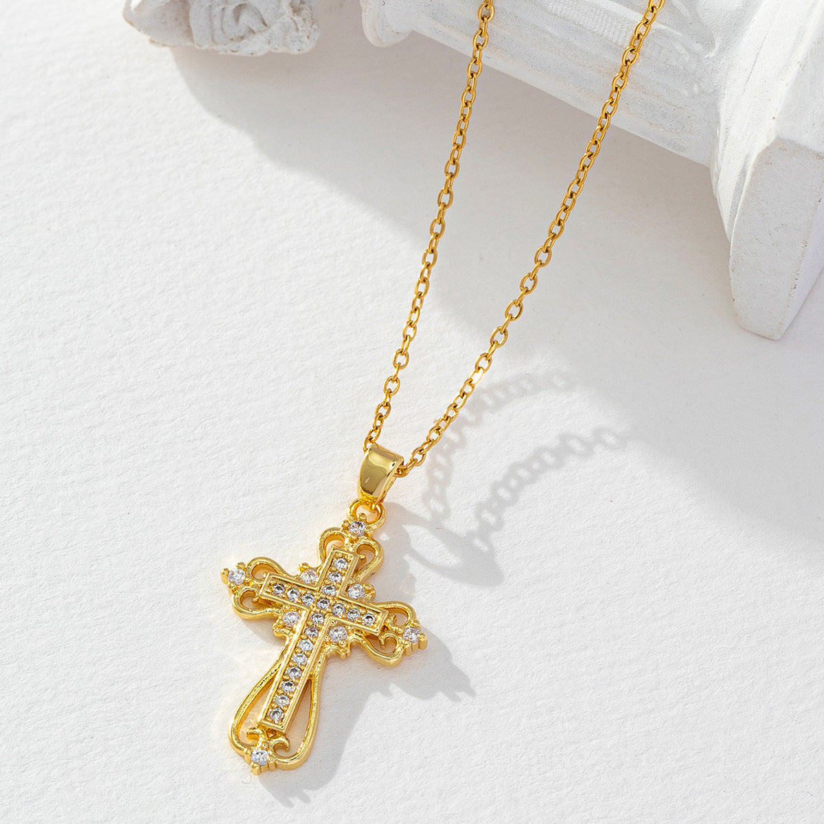 Wholesale Gilded Cross Geometry Zircon Vintage Pearl Necklace