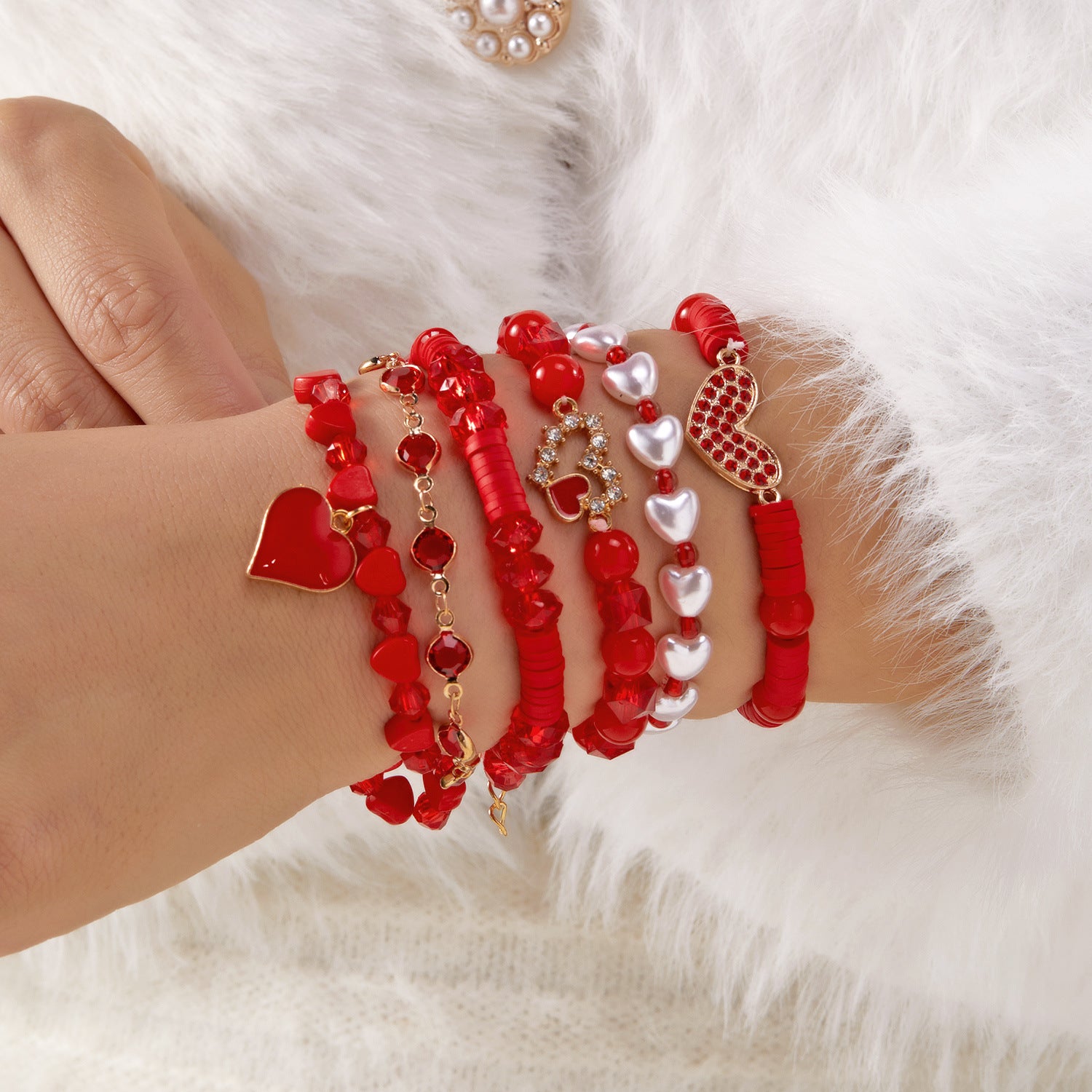 Wholesale Red diamond studded heart-shaped soft ceramic bracelet set