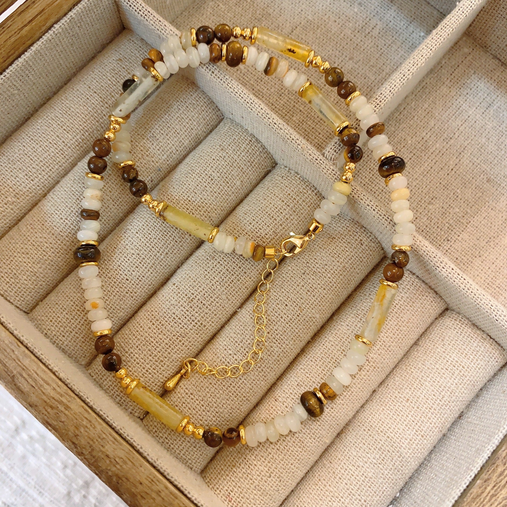 Wholesale Natural Stone Freshwater Pearl Colored Glass Beaded Necklace