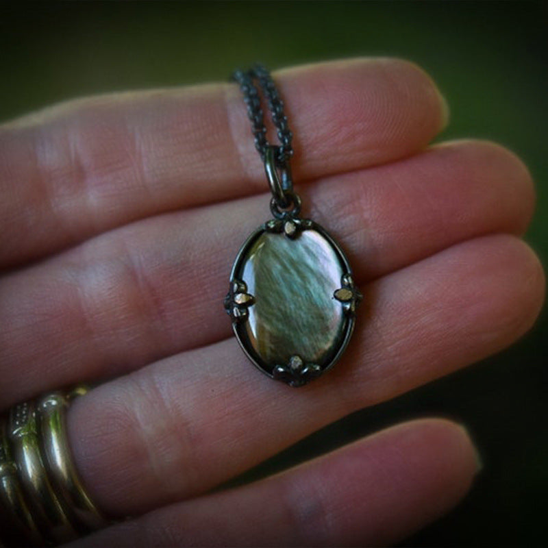 Wholesale Vintage Oval Inlaid Cat's Eye Stone Pendant Clavicle Chain