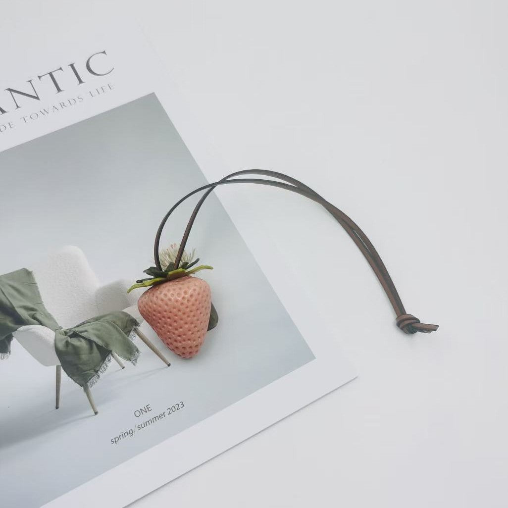 Wholesale Strawberry 3D Resin Cute Phone Lanyard Keychain