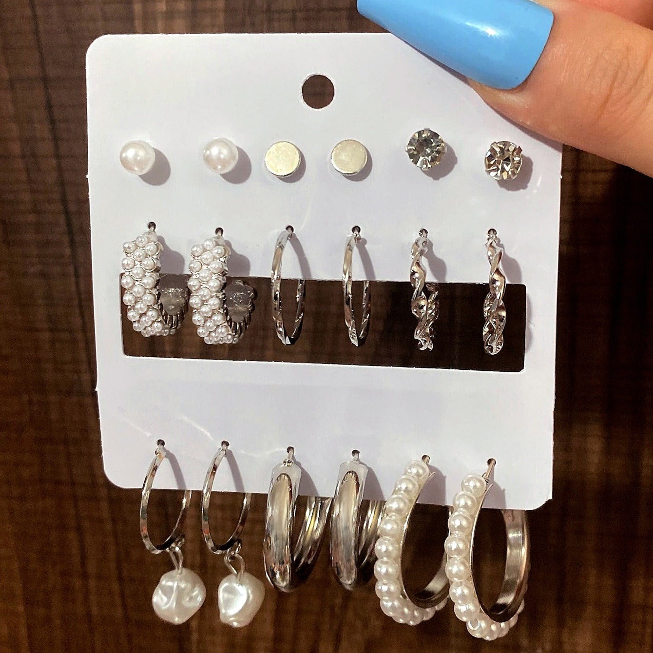 Wholesale Earrings Inlaid with Pearls Women' s Earrings Set
