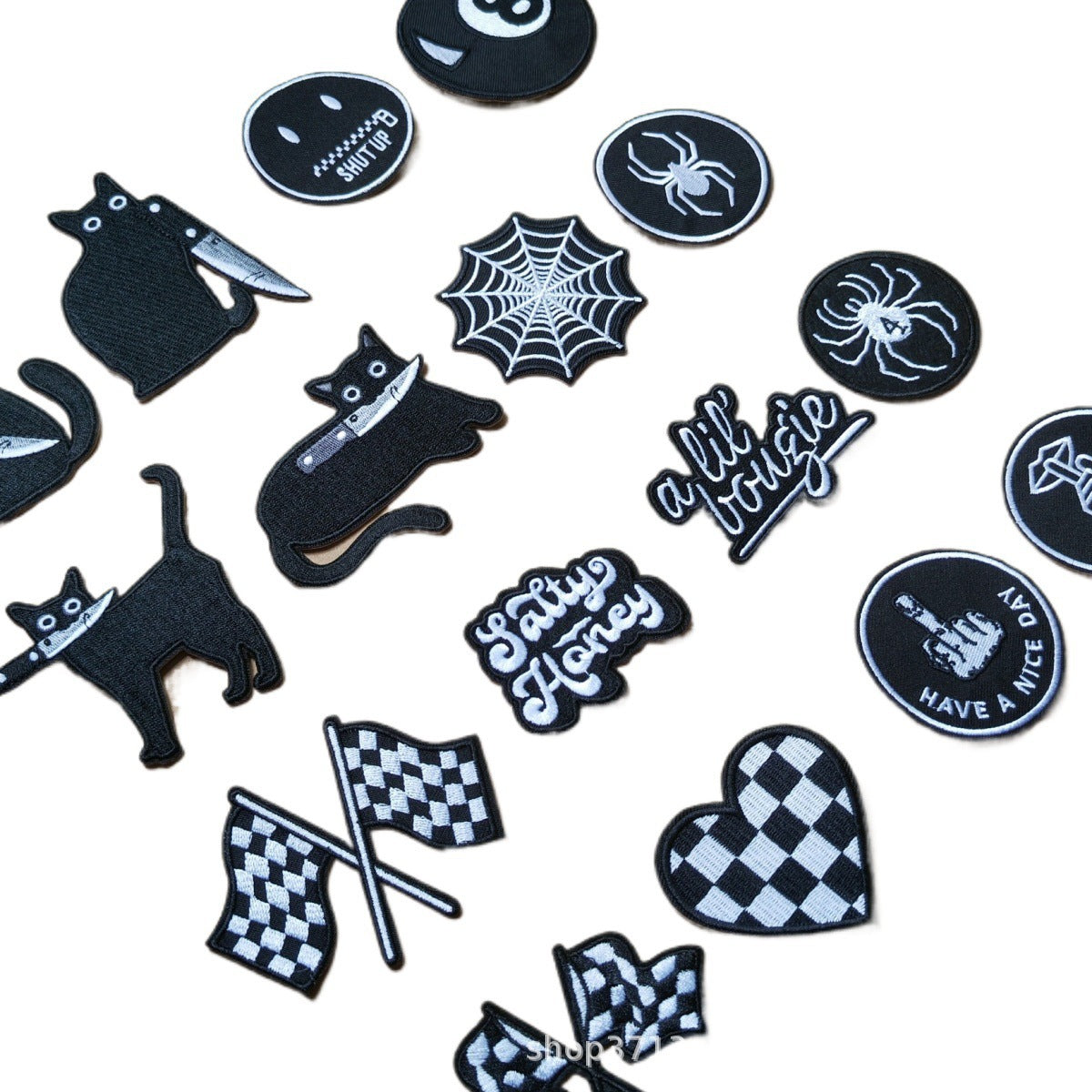 Wholesale Trendy Twill Embroidered Patches Assorted Black White Checkerboard  Web Heart Flag Designs For Towel Decoration DIY Accessory