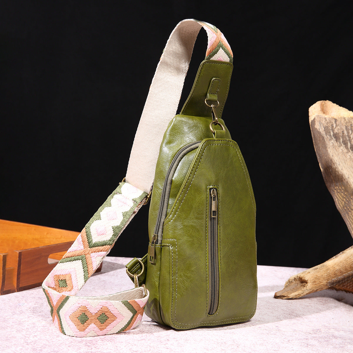 Wholesale Retro Casual Chest Bag Solid Color PU Crossbody Bag Bohemian Style Waist Bag