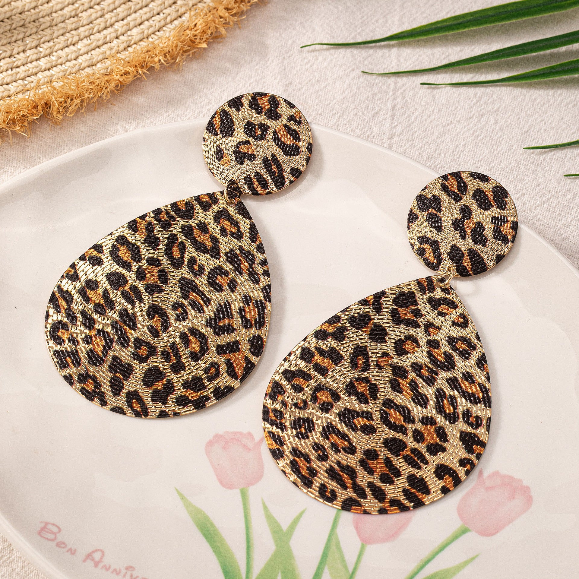 Wholesale Fashion Leopard Print Round Drop Earrings Retro Geometric Earrings For Women Party Jewelry Accessory