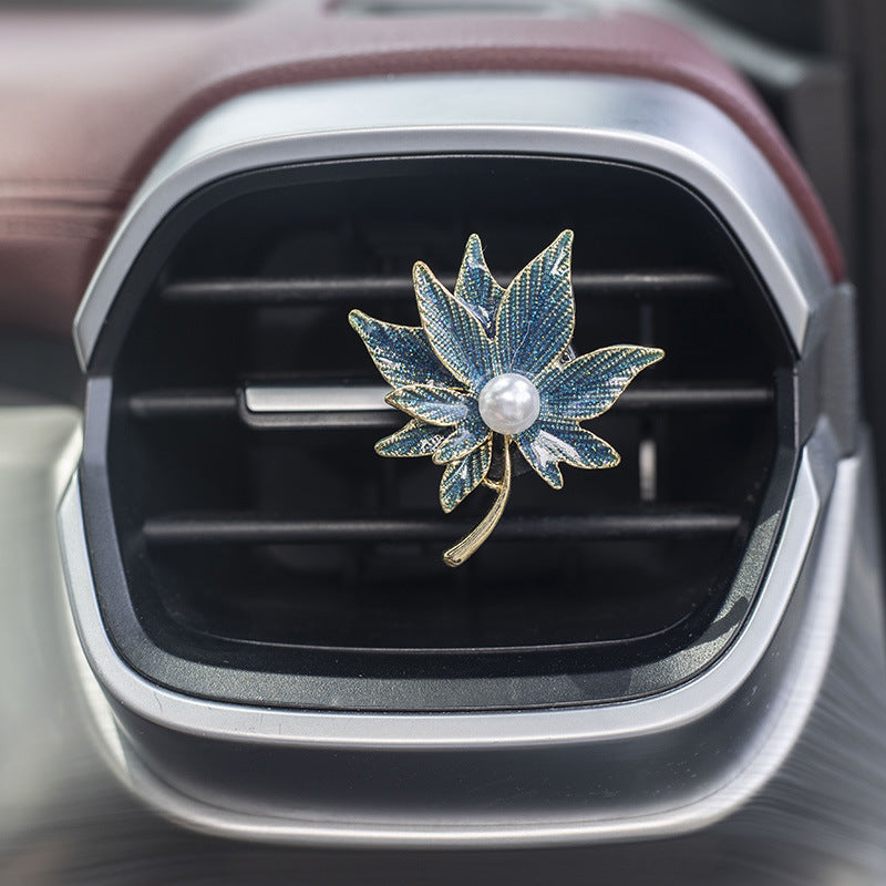 Wholesale Aromatherapy Air Outlet Maple Leaf Alloy Car Accessories