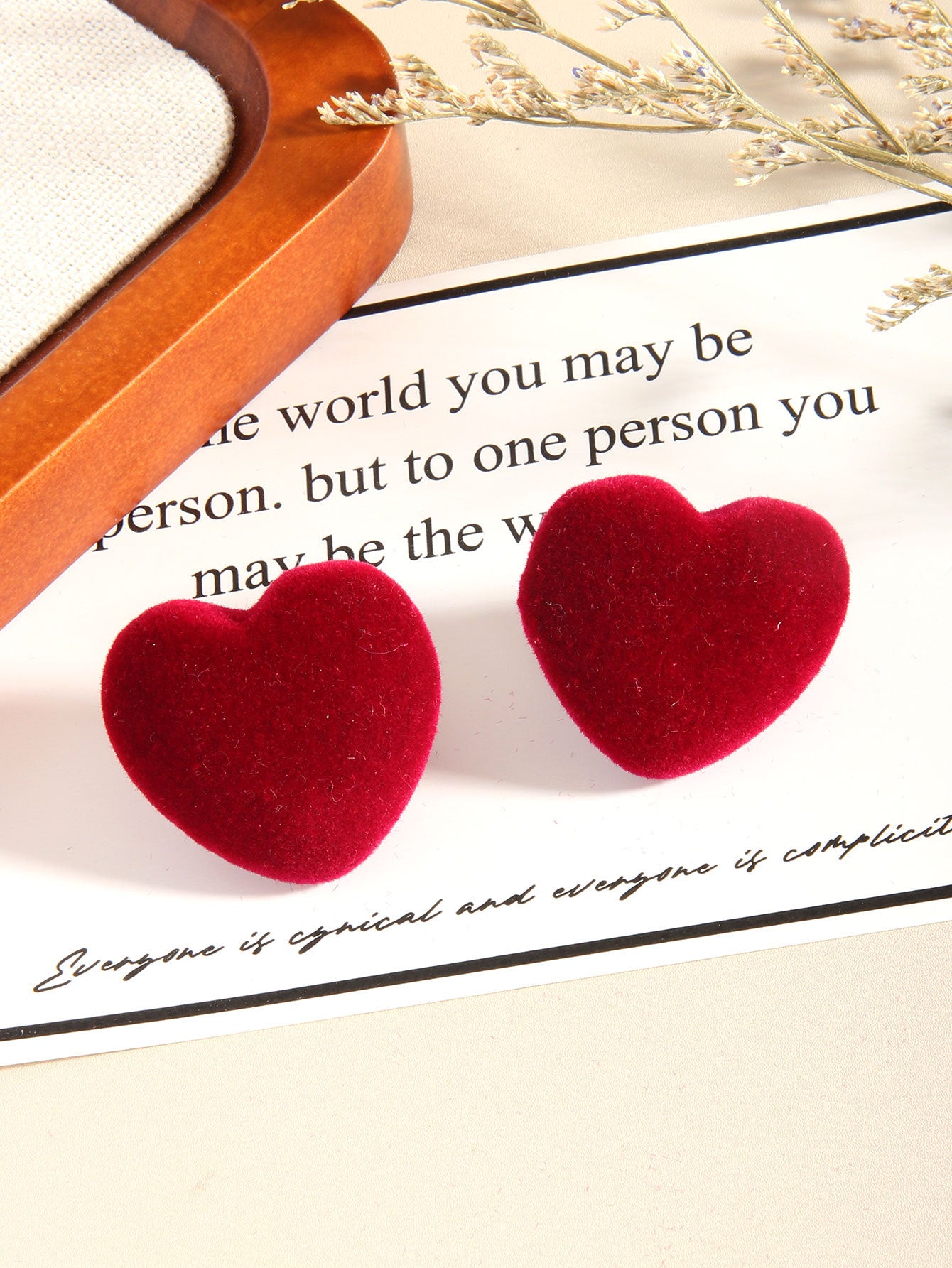 Wholesale red flocked heart pendant earrings