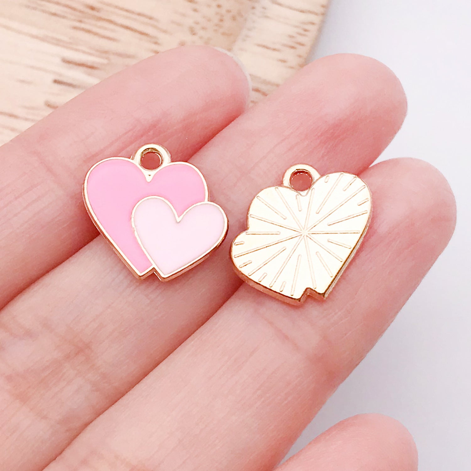 Wholesale Valentine' s Day Love Variety Cartoon Jewelry Accessories Pendant