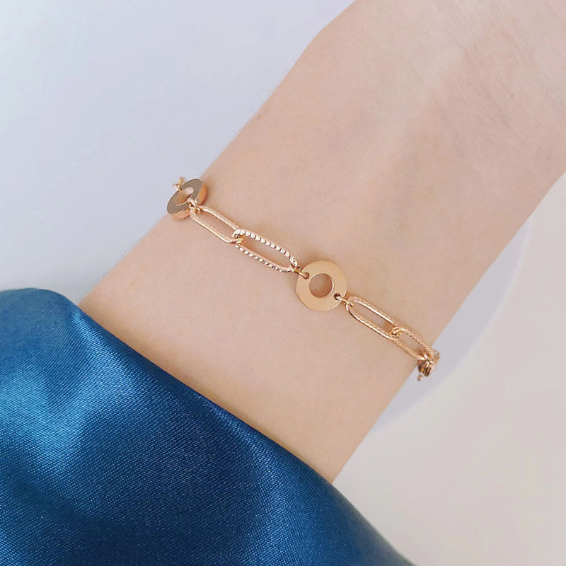 Wholesale Simple Interlocking Titanium Steel Bracelet