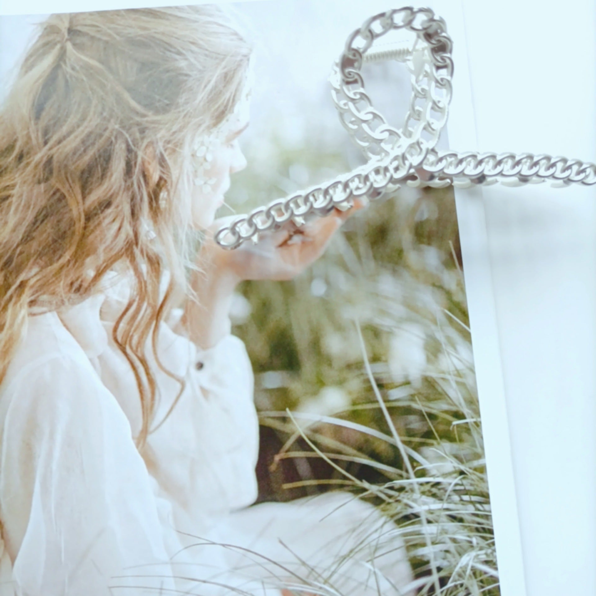 Wholesale Simple French Retro Alloy Hair Clips