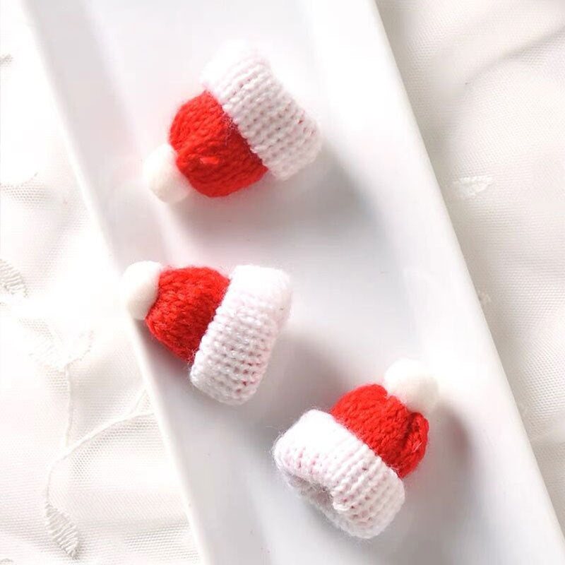 Wholesale Christmas DIY Wool Mini Knitted Finger Hat Doll Accessories