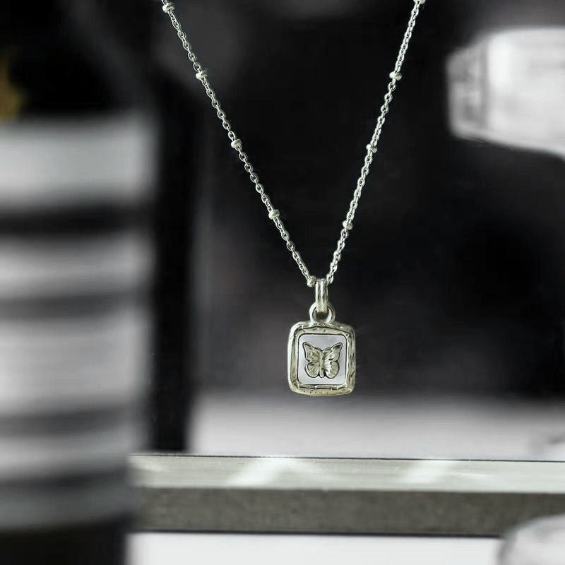 WholesaleTitanium Steel Square Brand Mother-of-pearl Butterfly Collarbone Necklace