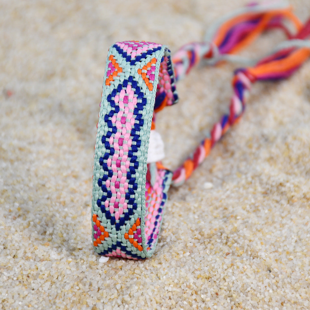 Wholesale Nepal ethnic style hand-woven hand rope color tassel Bohemian bracelet