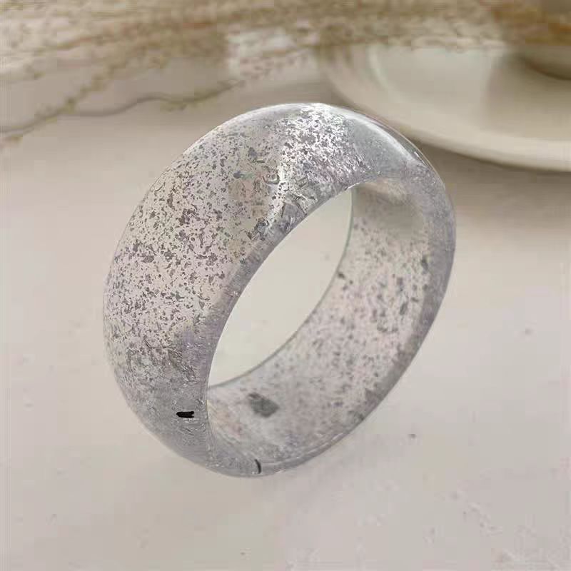 Wholesale Fashion Gradient Semi Transparent Acrylic Popular Round Wide Face Resin Bracelet