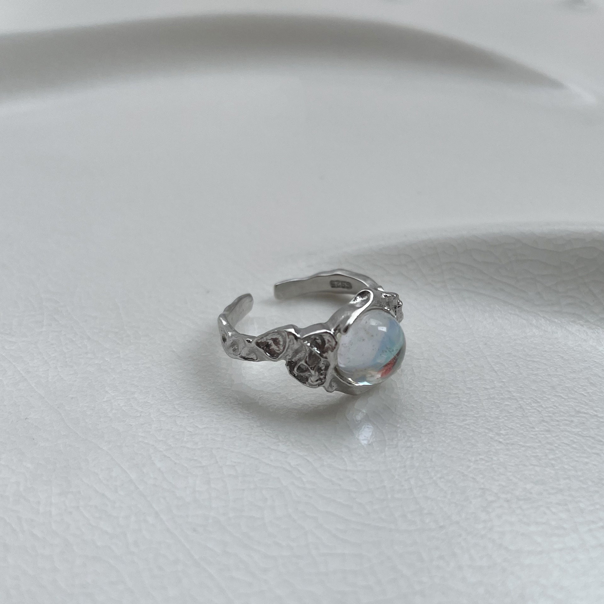 Wholesale Silver Inlaid Moonstone Geometric Open Ring