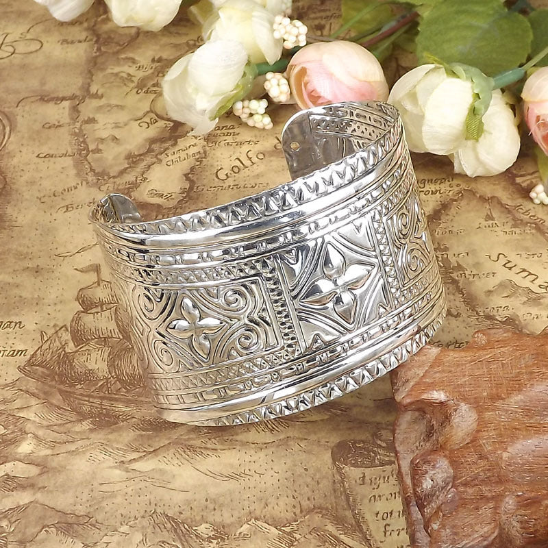 Wholesale Retro Ethnic Style Peony Wide Bracelet