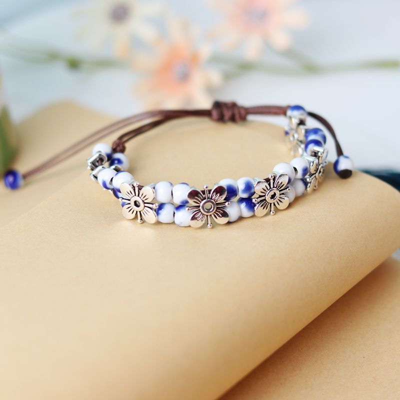 Wholesale Four Leaf Clover Fully Hand Woven Bead Chain Bracelet