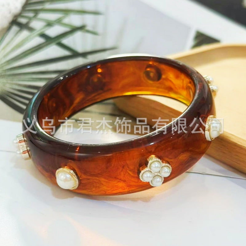 Wholesale Resin Pearl Shell Bracelet