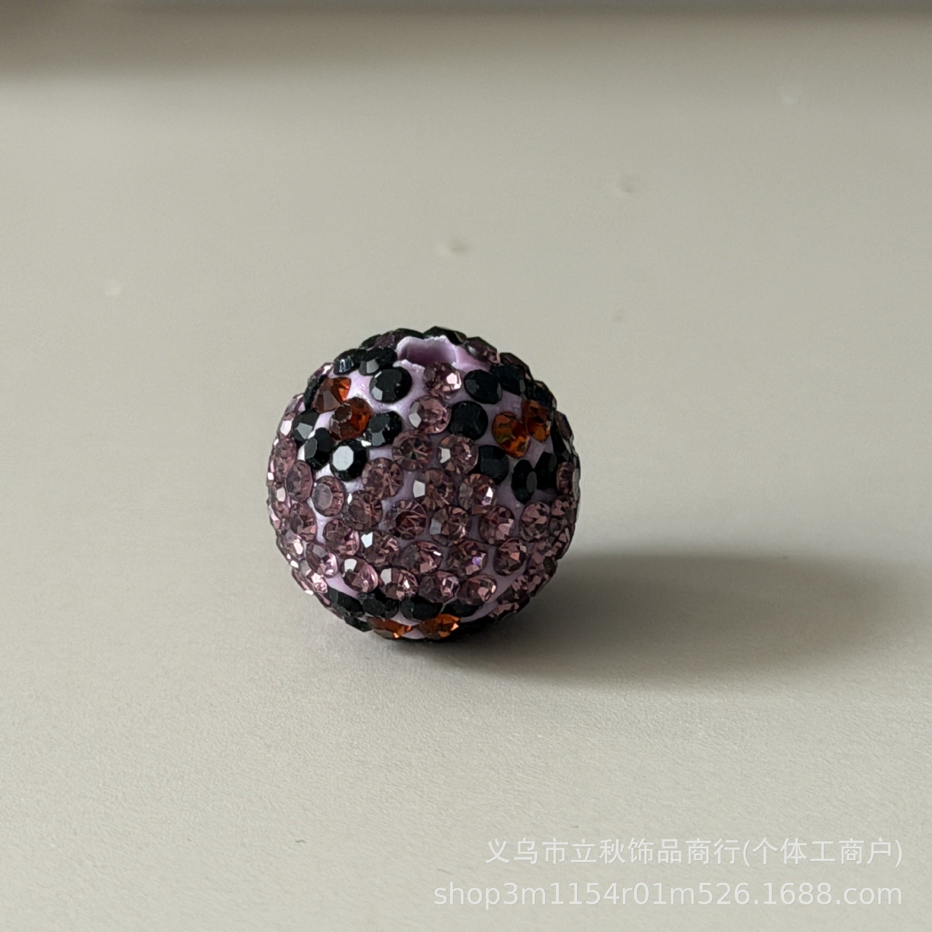 Wholesale  10pcs Leopard patterned clay round diamond beads