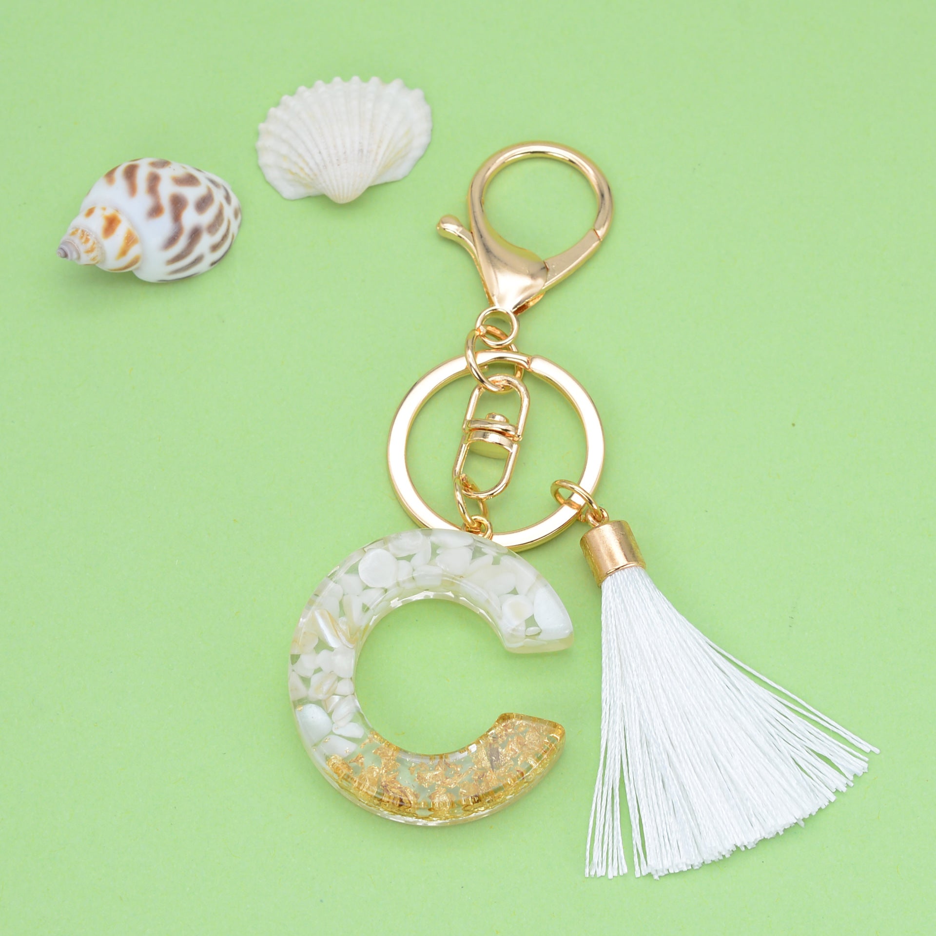 Wholesale White Tassel 26 Letter Crystal Resin Keychain