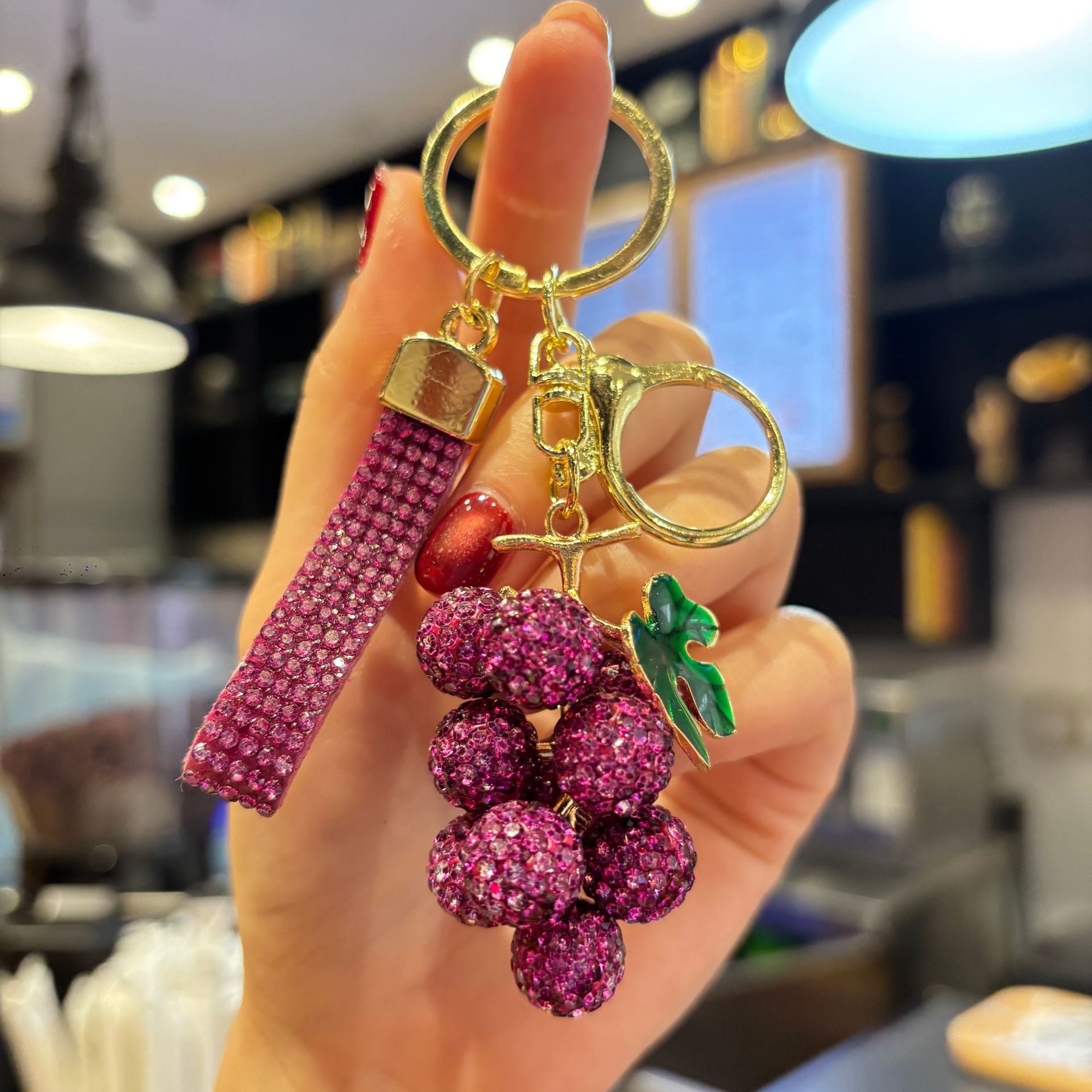 Wholesale Full diamond 3D grape cluster keychain