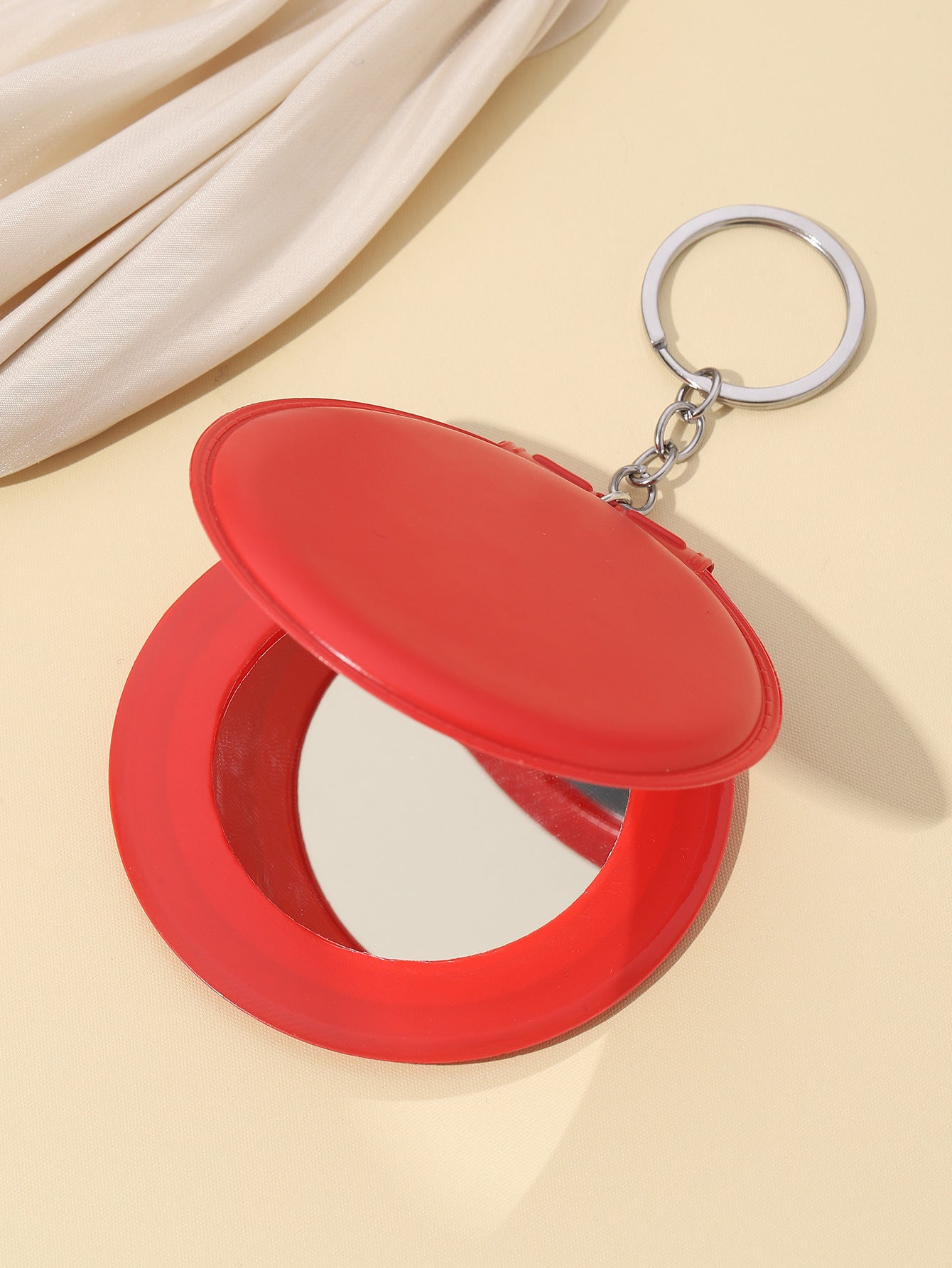 Wholesale Candy Color Cosmetic Mirror Leather Small Round Mirror Portable Folding Keychain
