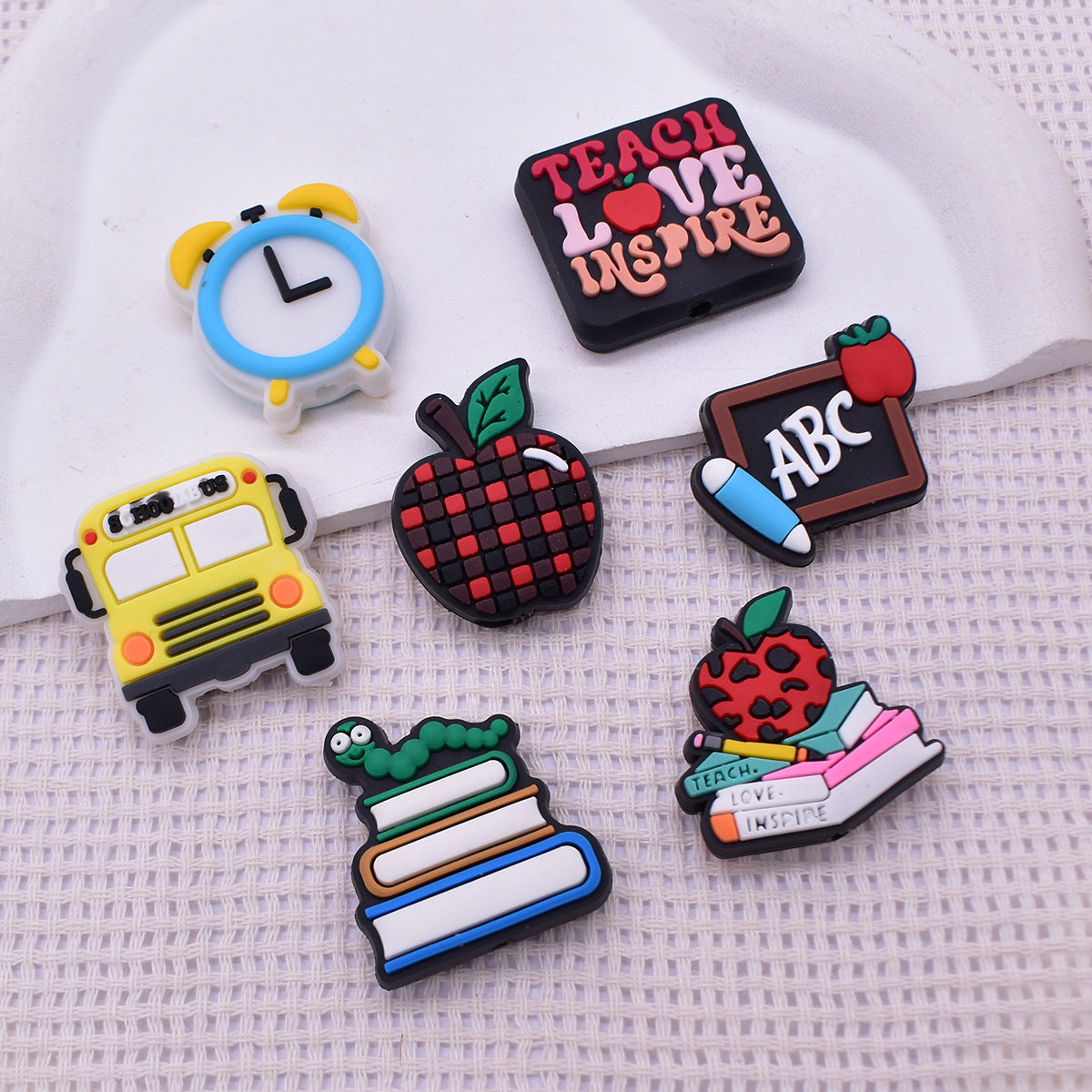 Wholesale Random 100pcs Cartoon School Loose Beads High Value  Focal Beads