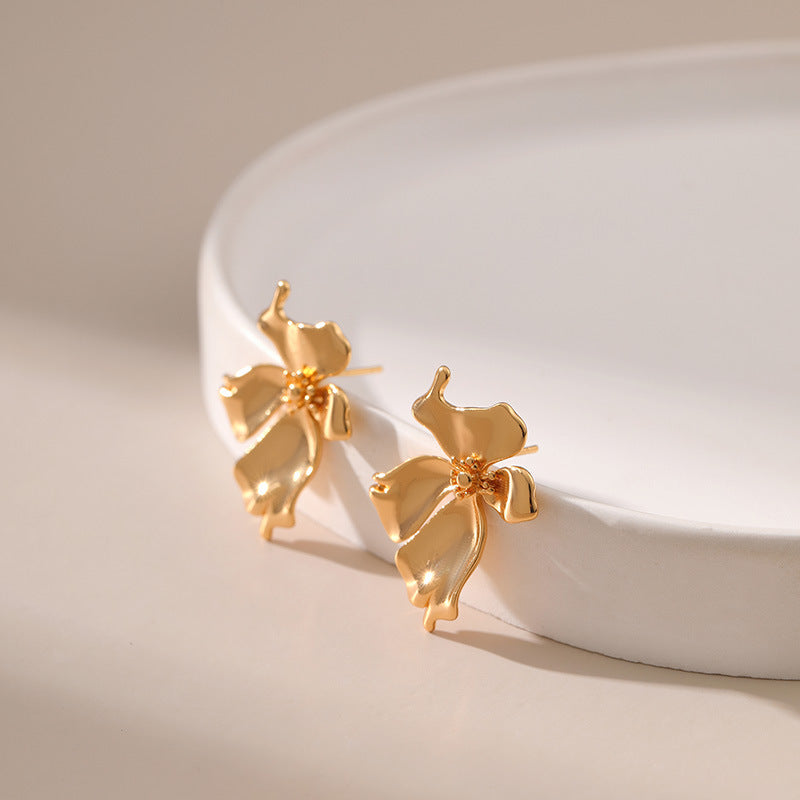 Wholesale Irregular Floral Shape Gold Plated Earrings