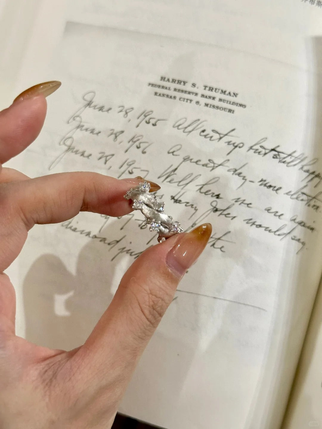 Wholesale Brushed Starburst Zircon Luxury Open Ring