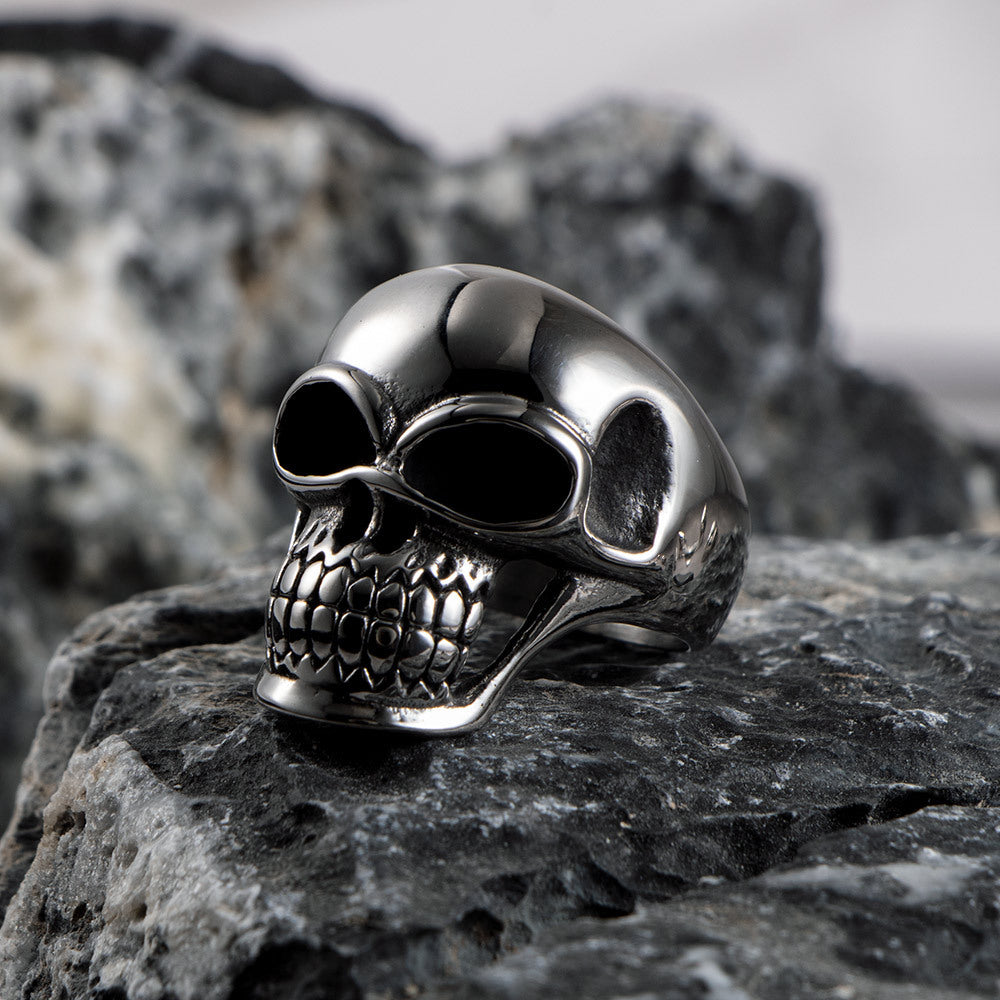 Wholesale  does not fade exquisite punk titanium steel retro skull gift men's raw stainless steel polished ring