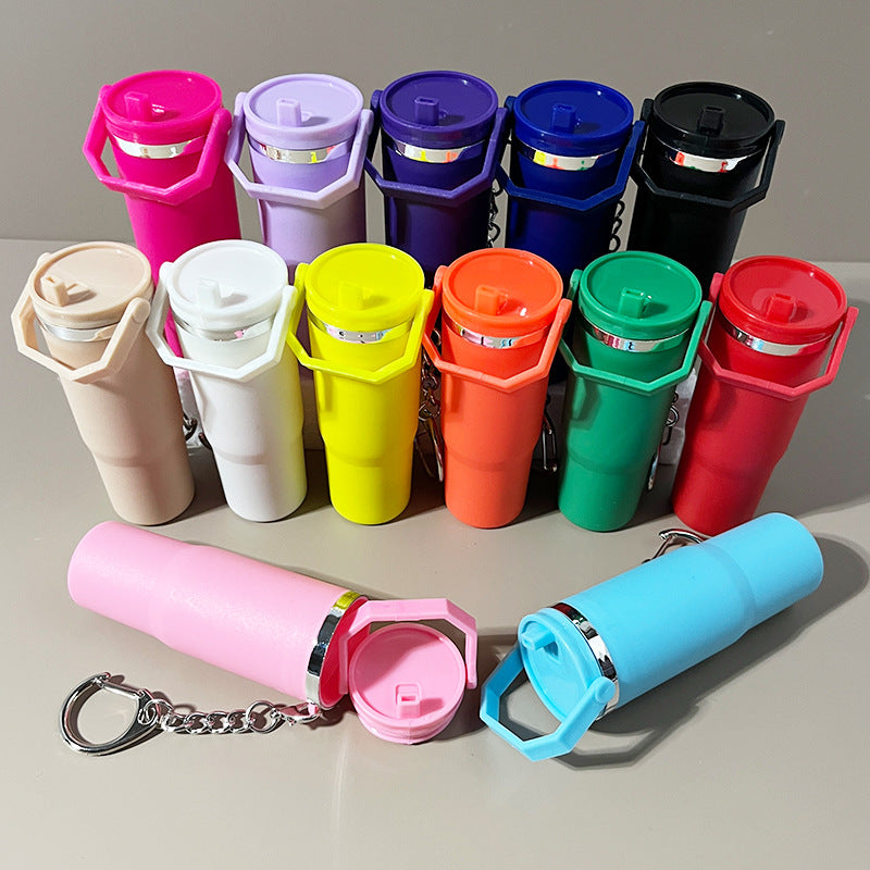 Wholesale Ice Cup Mini Tumbler Cup Keychains with Key Chain Pendant Can Put Lipstick Backpack Small Pendant Can Wrap