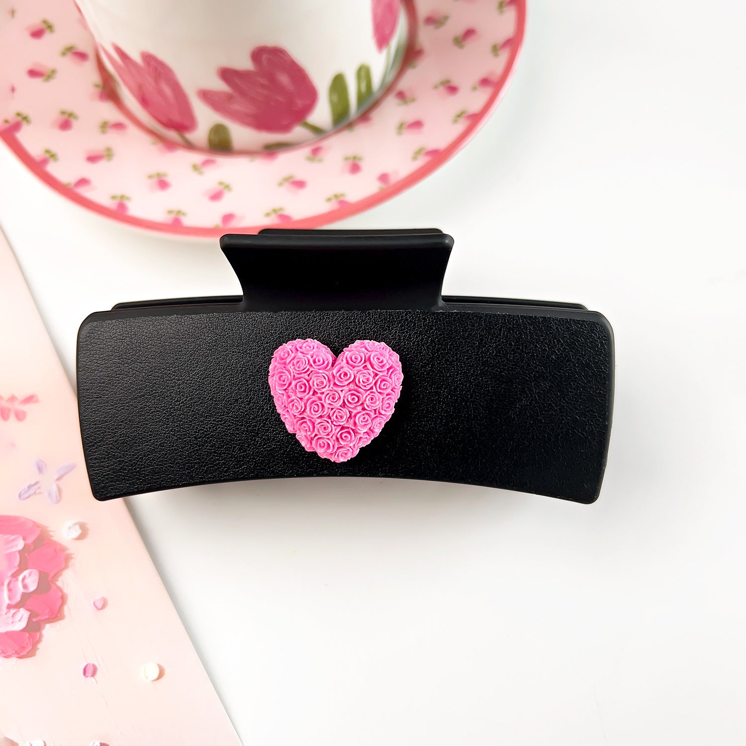 Wholesale Large Patch Heart Letter Clip