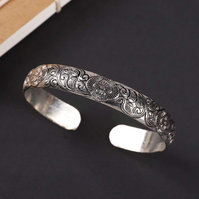 Wholesale  ethnic style retro court Chinese carved ancient silver bracelet personality exotic bracelet