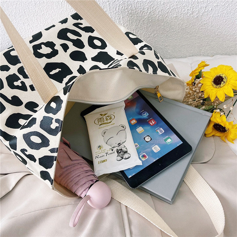 Wholesale Cow Pattern Shoulder Handheld Large Capacity Tote Canvas Bag