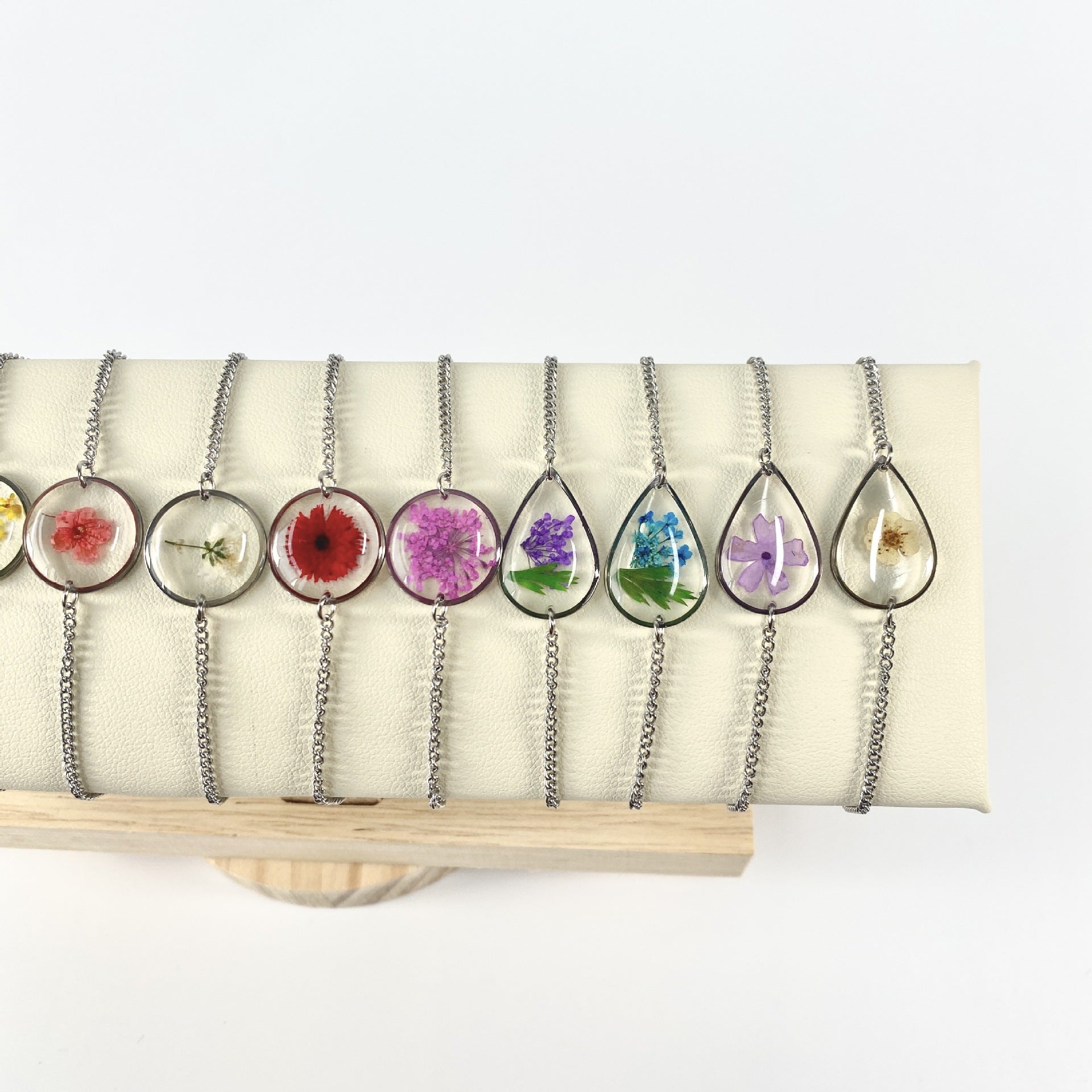 Wholesale 12pcs Silver Resin Real Flower Specimen Summer Hot Bracelet